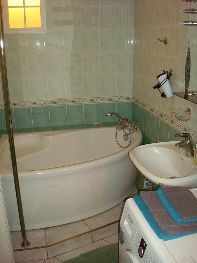 Apartment On Privokzalnaya 2/1 Vinnytsia Exteriör bild
